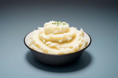 Mashed_Potatoes_with_a_Dark_Background